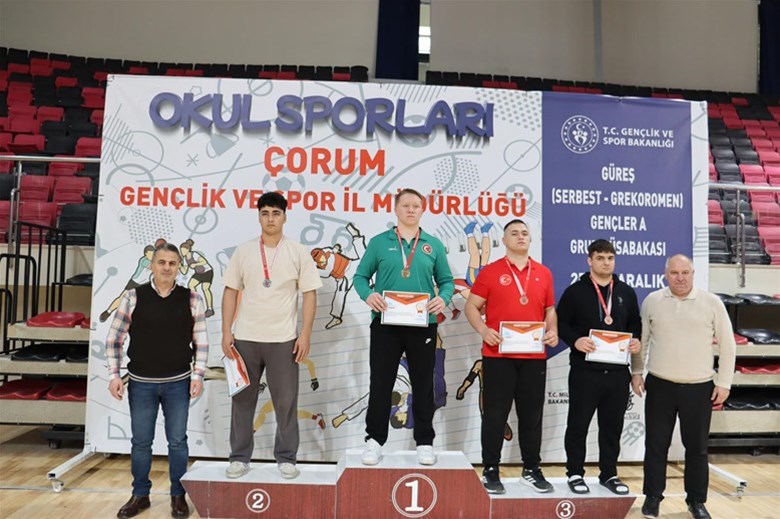 Okul Sporları Serbest-Grekoromen Güreş Grup Müsabakaları Tamamlandı.